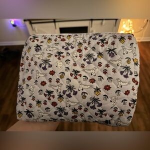 Vera Bradley quilted pouch